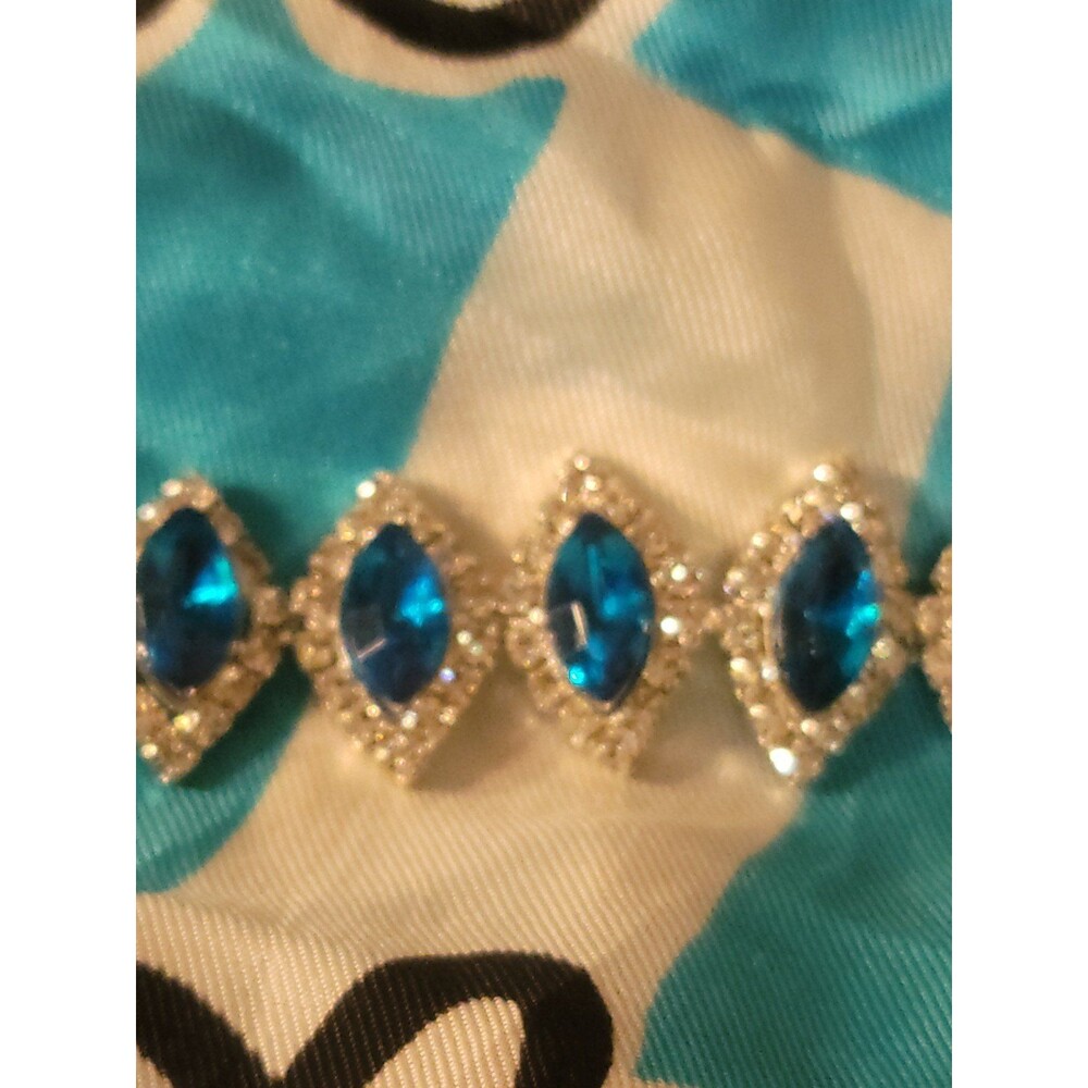 Fashion Bracelet with lots of Bling.